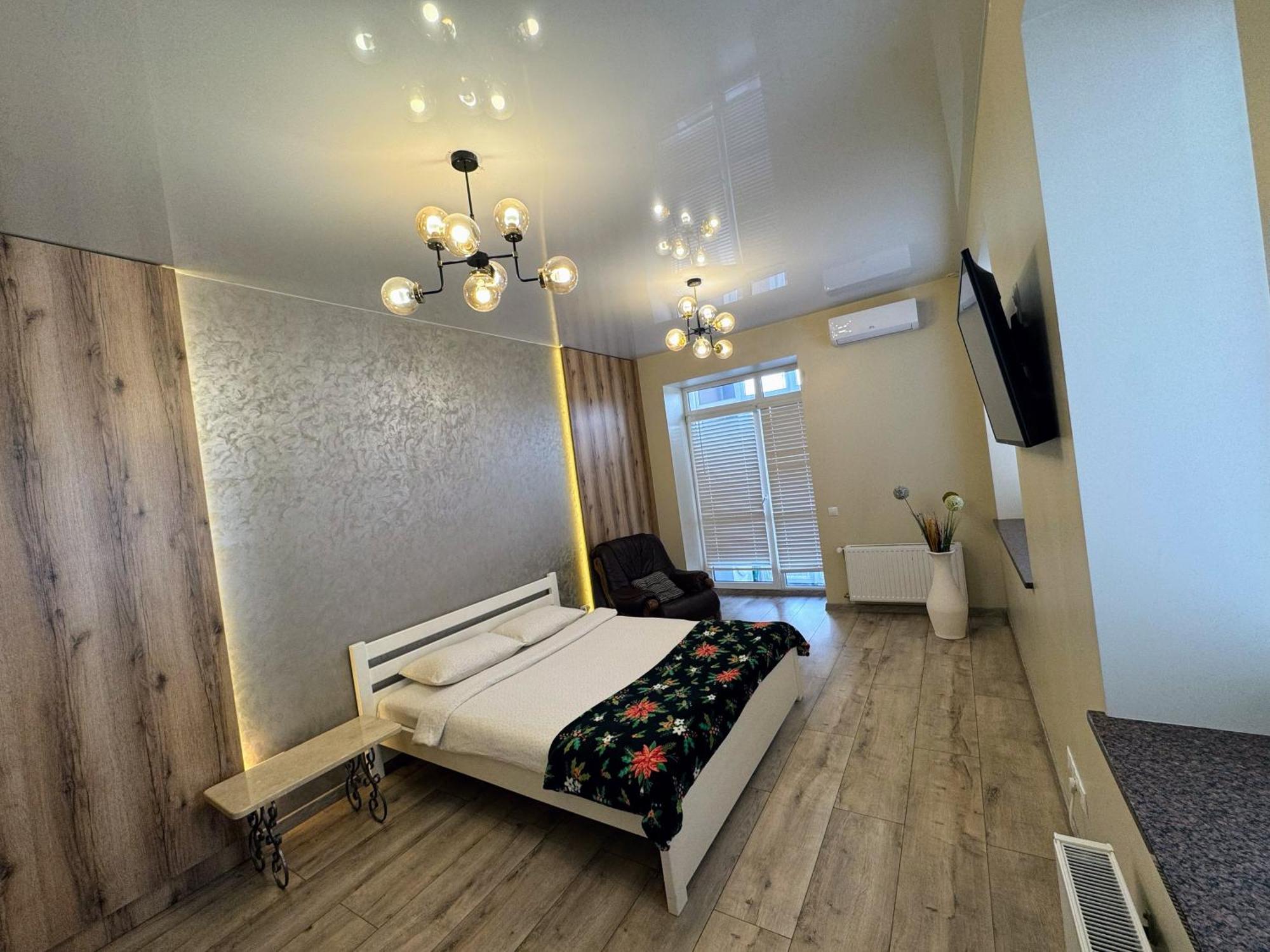 Lux Apartment & Центр,Жк Театральний Rivne Exterior foto